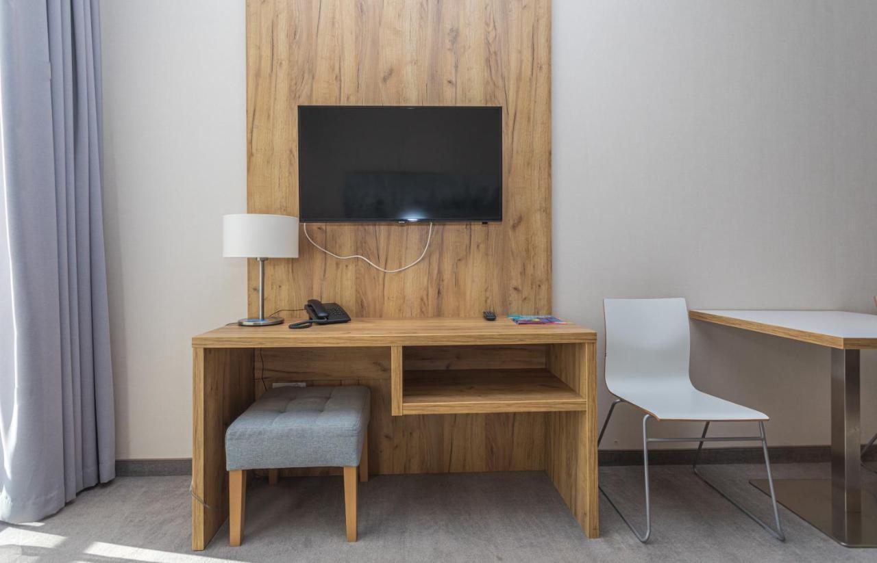 Aparthotel Apartamenty Czarna Gora 239 Сєнна Екстер'єр фото