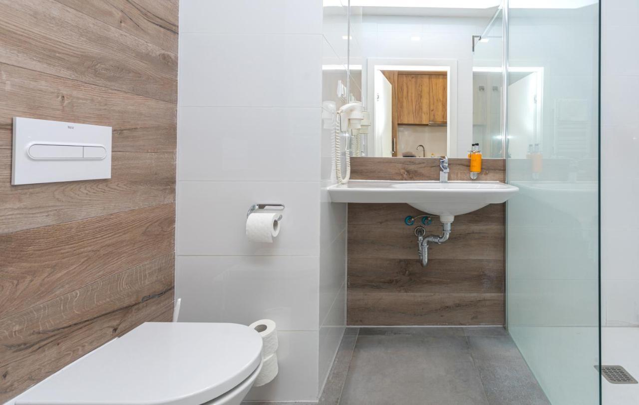 Aparthotel Apartamenty Czarna Gora 239 Сєнна Екстер'єр фото
